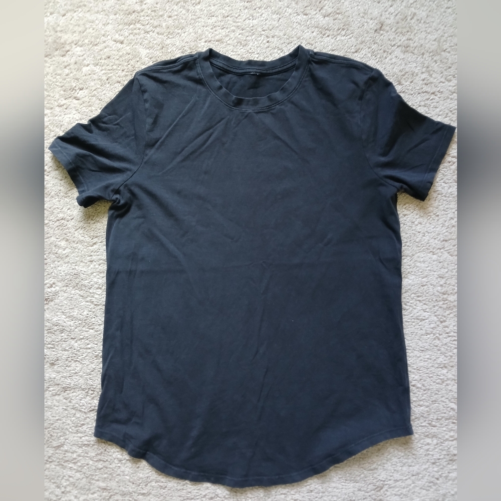 Lululemon Love Crewneck T-Shirt in Black